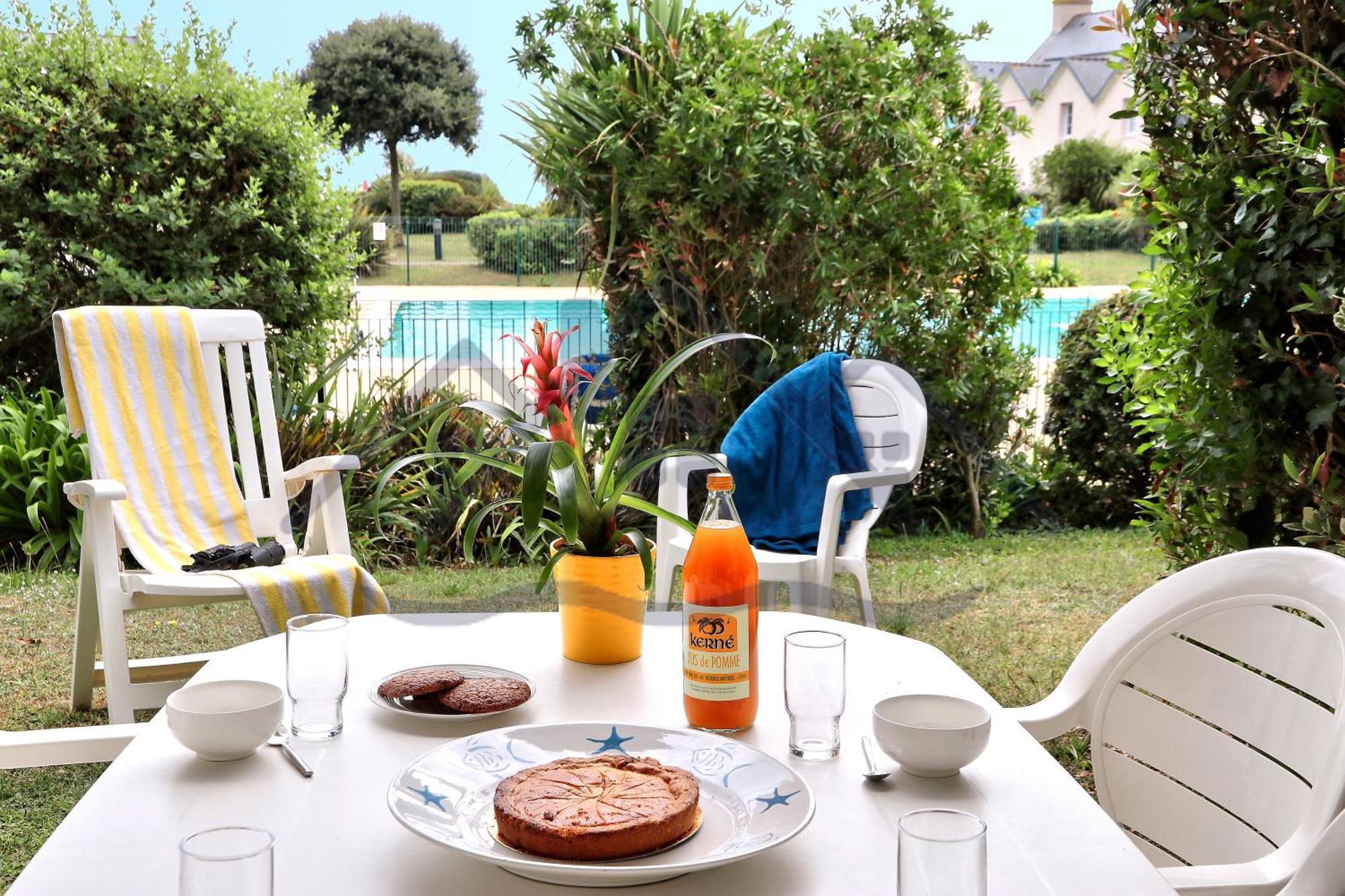 Localise - A06 - Entierement De Plain-Pied Avec Petite Vue Mer - Donnant Sur La Piscine Et Le Jardin - Wifi Inclus - Draps Inclus - Guilvinec Kültér fotó