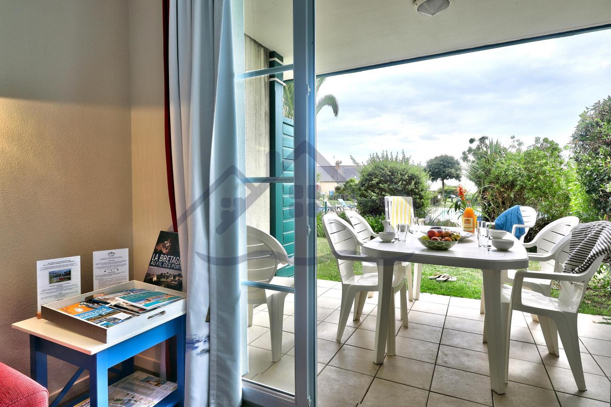 Localise - A06 - Entierement De Plain-Pied Avec Petite Vue Mer - Donnant Sur La Piscine Et Le Jardin - Wifi Inclus - Draps Inclus - Guilvinec Kültér fotó